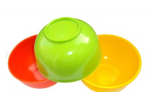 塑料碗怎么才能快速清洗干净 塑料碗怎样才能洗干净