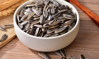 瓜子怎么清洗才干净 瓜子清洗干净的方法