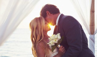 为什么男生喜欢咬女生 为什么男人咬女人