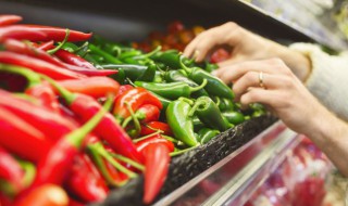 辣椒酱起白霉了怎么处理 如何解决辣椒酱起白霉