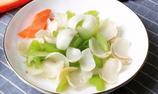 炒百合用不用开水焯一下 炒百合味道会苦吗