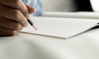 赠人玫瑰手有余香类似的句子 赠人玫瑰手有余香差不多的句子