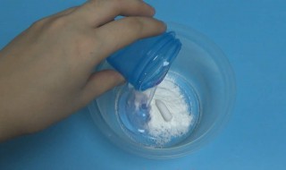 小苏打能洗白衣服吗 怎么做