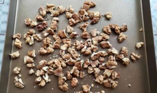 怎样用烤箱烤核桃 如何用烤箱烤核桃
