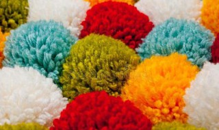 毛线绒球毯的做法 如何做毛线绒球毯子