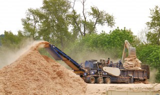 锯末怎样做养花土 怎样用锯末制花土