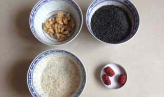 手擂芝麻糊制作方法 芝麻糊介绍
