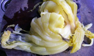 酸菜的好处和坏处 酸菜的好处和坏处是什么呢