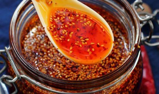 酸辣辣椒油制作方法 酸辣辣椒油制作方法介绍