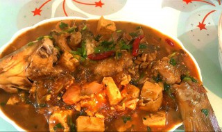 炖鲤鱼最好吃的方法 炖鲤鱼的做法