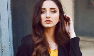 深色外套内搭技巧 怎么给深色外套选内搭