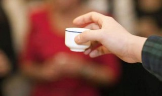 敬往事一杯酒唯美句子 敬往事一杯酒唯美句子集锦