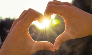 形容冬天阳光明媚的句子 描写冬日阳光的句子