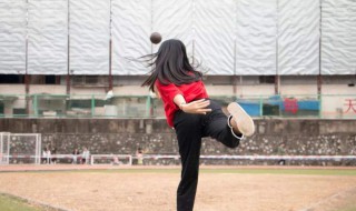 怎么扔铅球 扔铅球的技巧方法