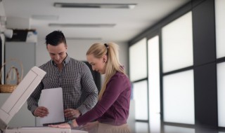 打印机换墨的方法 打印机换墨的方法简述