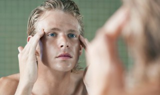 毛孔粗该怎么做 怎么缩小毛孔