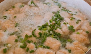 虾和鱼丸怎么做汤 虾仁鱼丸汤做法介绍