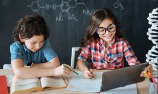 年怎么读 年念什么呢