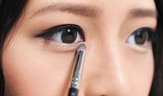 什么是卧蚕什么是眼袋 卧蚕和眼袋的介绍