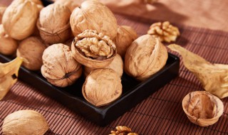 核桃的热量 一个核桃的热量是多少