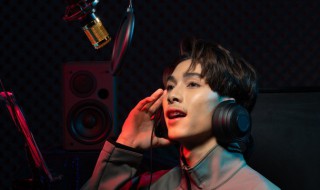 你能不能不要离开我歌词 你能不能不要离开我的歌词