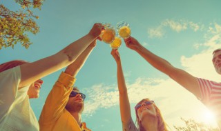 啤酒热量 关于啤酒的热量介绍