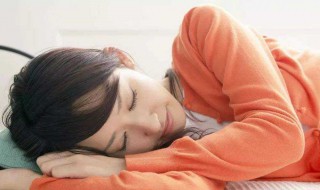 女人晚睡晚起的危害 女人天天晚睡晚起的危害有哪些