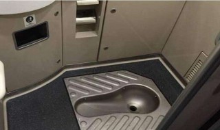 火车上的大小便去哪啦 火车上的大小便都排哪里去了