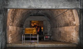 光绪墓谁盗的 光绪皇帝的陵墓是什么时侯被盗的