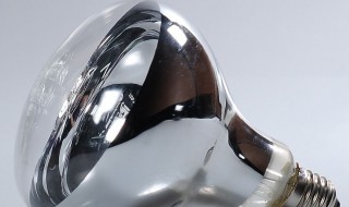 浴霸灯多少瓦 一般为275W