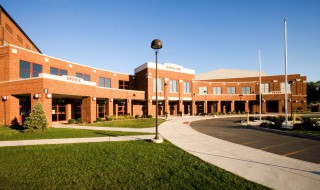 江门二中算高消费私立学校吗 看看答案