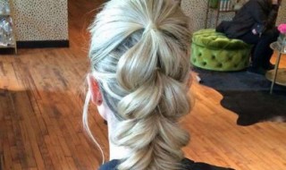 儿童鱼骨辫怎么编 鱼骨辫编织技巧