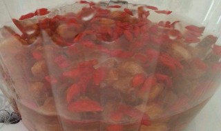 白酒泡枸杞的禁忌 里面的酒精还会有副作用吗