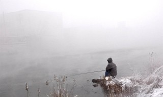 冬天下雨天好钓鱼吗 适合钓鱼吗