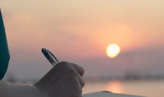 关于芳华的唯美句子 芳华的说说