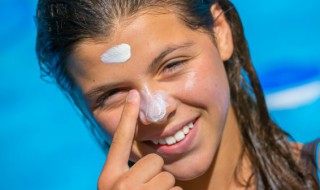 安耐晒小金瓶为什么不能涂脸 安耐晒小金瓶可以用来涂脸吗