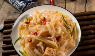 自制凉皮不成形怎么回事 自制凉皮不成形是为什么