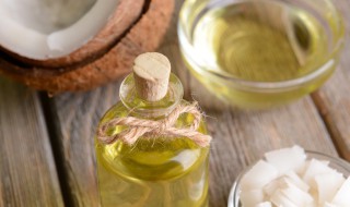 椰子油护发什么时候用 椰子油护发怎样使用