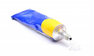 免钉胶可以粘瓷砖吗 瓷砖上的免钉胶怎么取下来