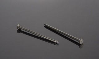 没锤子如何快速钉钉子 不用锤子钉钉子