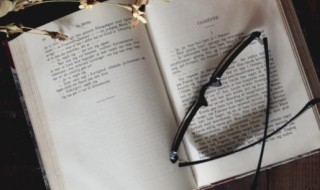 浪淘沙令帘外雨潺潺原文翻译及赏析 浪淘沙令帘外雨潺潺原文理解