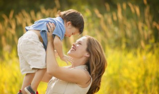 女孩是小棉袄男孩是什么 女孩比喻小棉袄男孩比喻什么