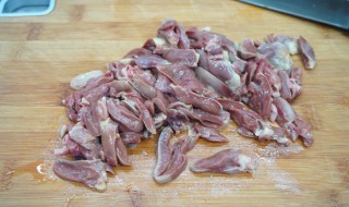 鸡心不能和什么一起吃同吃 鸡心食用禁忌事项