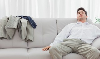 皮沙发怎样清洗才显得干净 清洁真皮沙发的方法