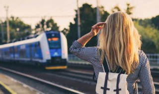 女子15岁称为什么之年 女子15岁称为啥