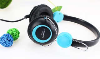 头戴式耳机如何使用 头戴式耳机怎么戴