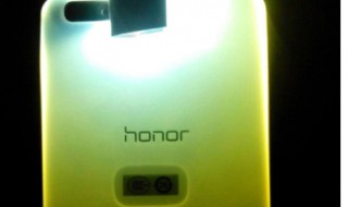 如何打开手机闪光灯 打开手机闪光灯的方法