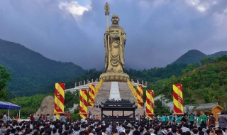 九华山地藏圣像介绍 世界上最大最高的佛教造像之一