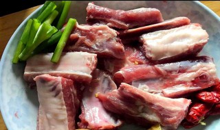 排骨怎么焯肉质不老 炖排骨哪个部位好吃