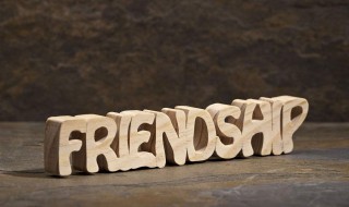 友谊地久天长歌词中文 以及相关的原唱和作词作曲者